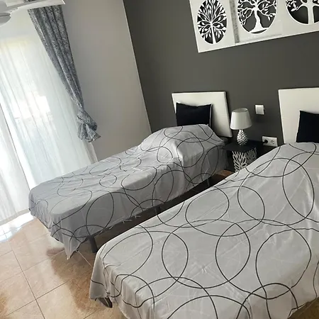 Sopato Pensionat Dehesa de Campoamor (Orihuela Costa)